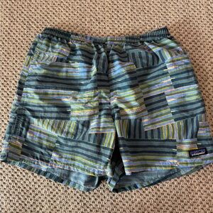 Patagonia 5” Baggies in Quilty Fitz/Wetland Blue